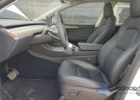 2025 Tesla Model Y from USA, damaged, VIN 7SAYGAEEXSF226126